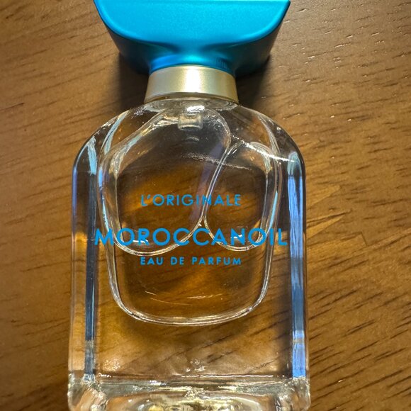 Mini Perfume Set – 4 Pieces (Moroccanoil, Versace, Hermès, Armani) - Picture 5 of 7